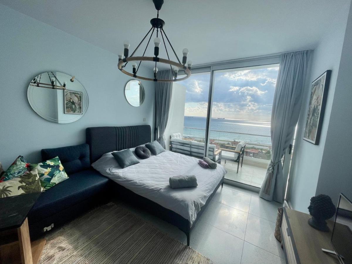 Sea View Suites By The Coast Famagusta  Bagian luar foto