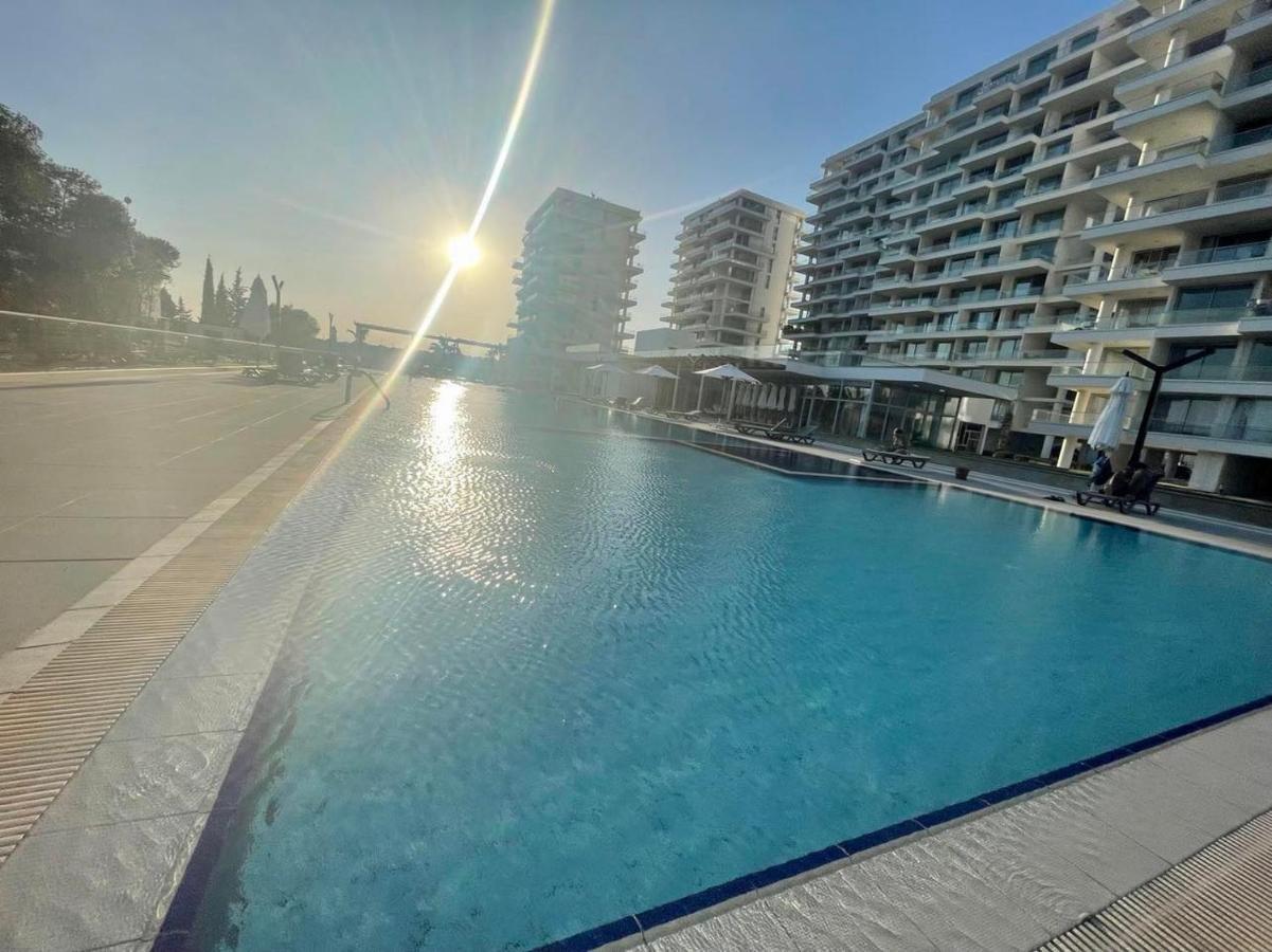Sea View Suites By The Coast Famagusta  Bagian luar foto
